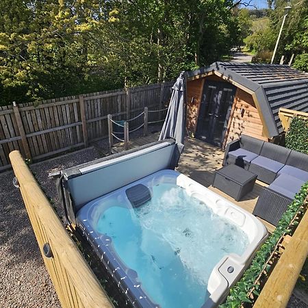 Morvan Pod & Hot Tub Φορτ Γουίλιαμ Εξωτερικό φωτογραφία